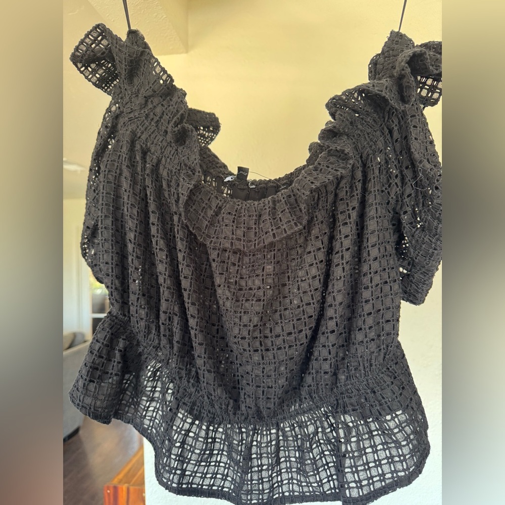 New Express black off shoulder bubble
top size large